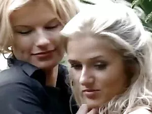 Katie Banks video po ...
